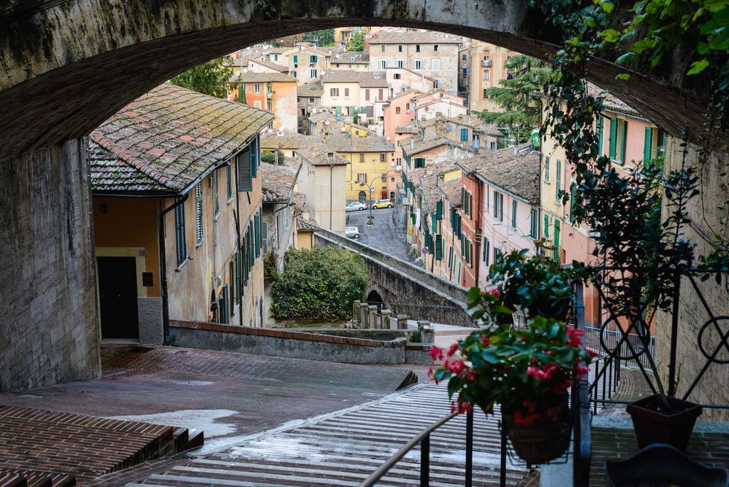 Residenze L'Uncinaia Holiday House Perugia Rum bild