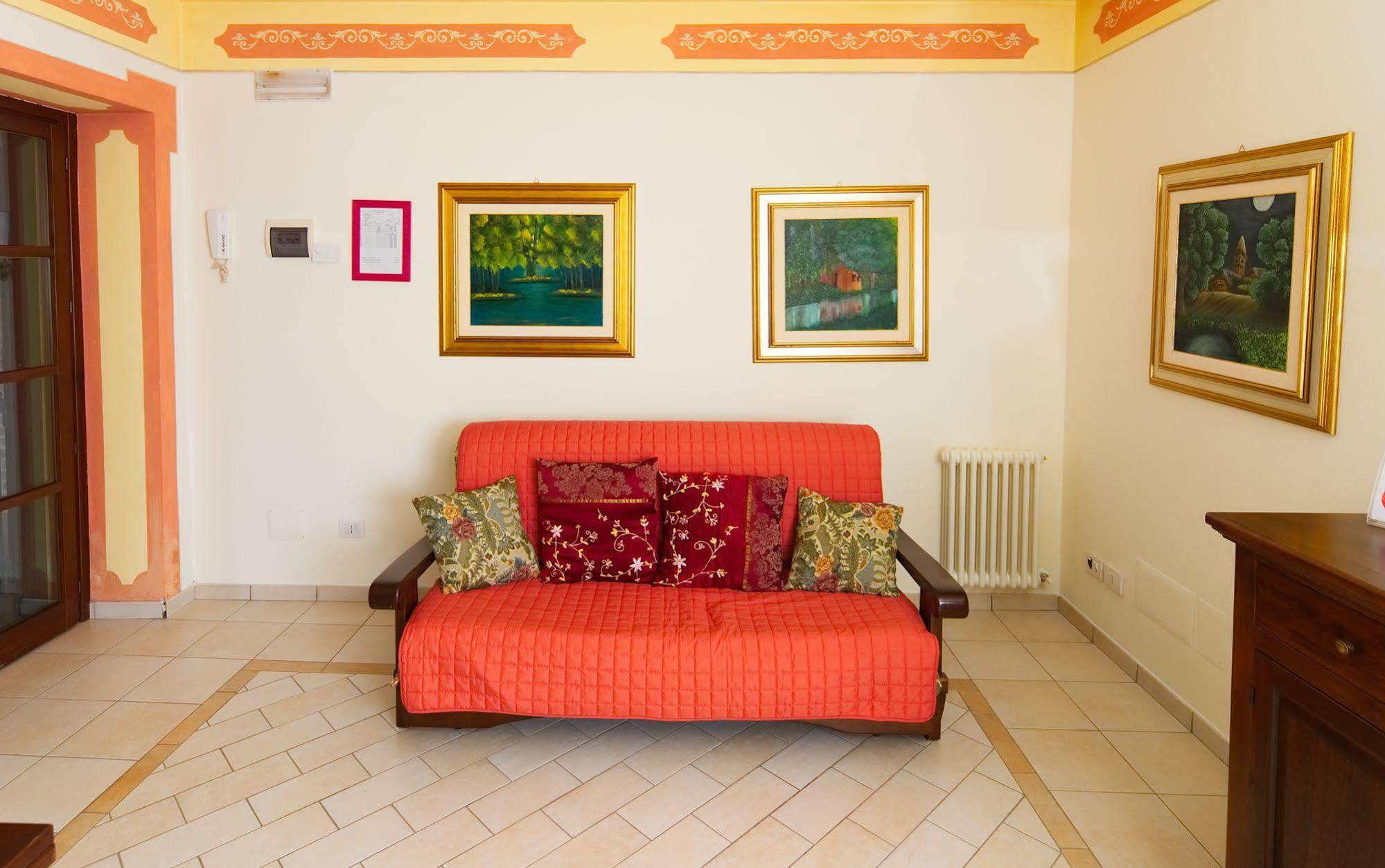 Residenze L'Uncinaia Holiday House Perugia Exteriör bild